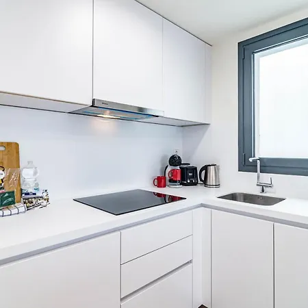 아파트 Inf25e- Tastefully Furnished Flat, Center *