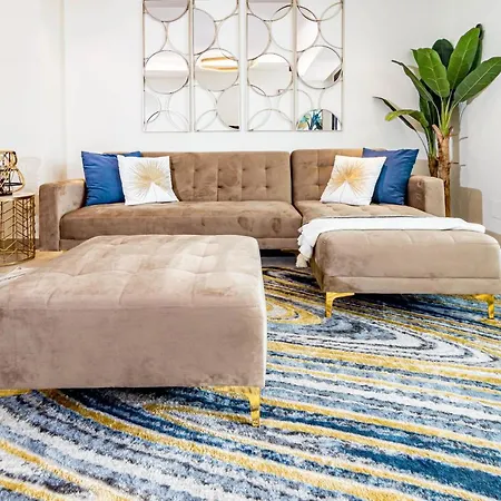 Inf25e- Tastefully Furnished Flat, Center 아파트